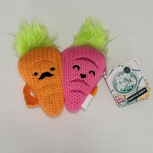 Ami Amis Jakks Pacific Carrot Couple  Knitted Crochet Plush Toys NWT